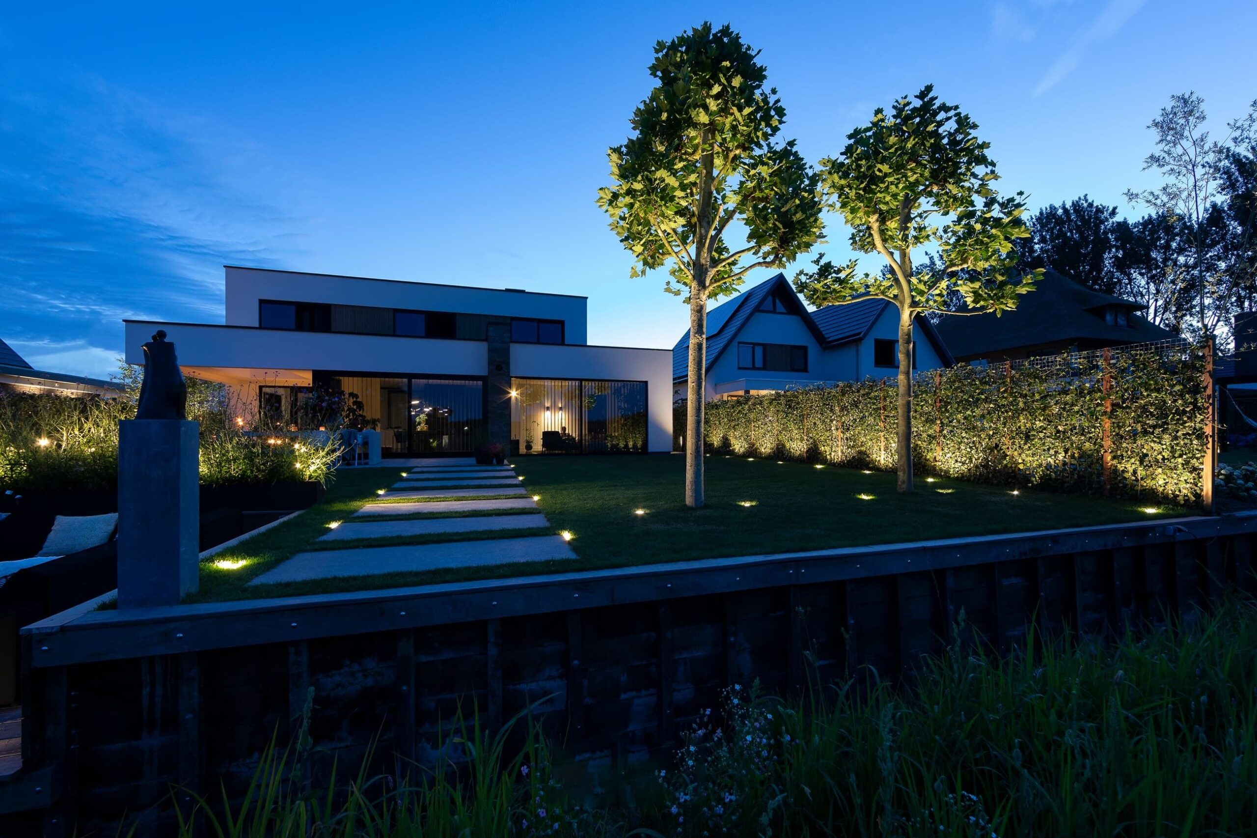 VL Book Review: The Ultimate Platform for Digital Publishing, Learning, and Community Engagement